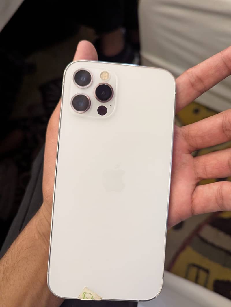 Apple iPhone 12 Pro 4