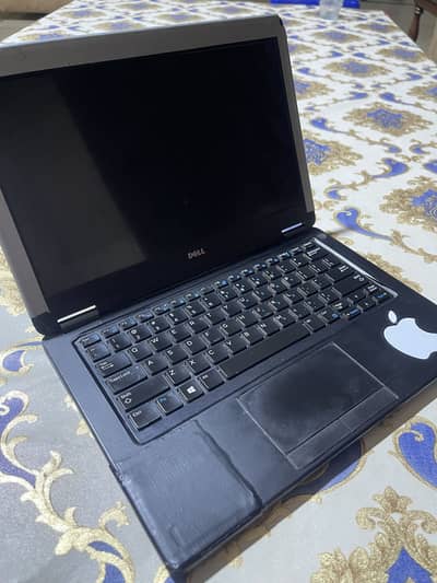 Dell latitude 7250 i5 5th gen 100% working slim Laptop