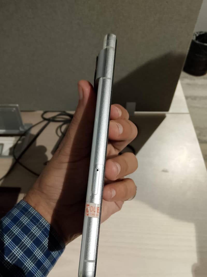 Google Pixel 7 3