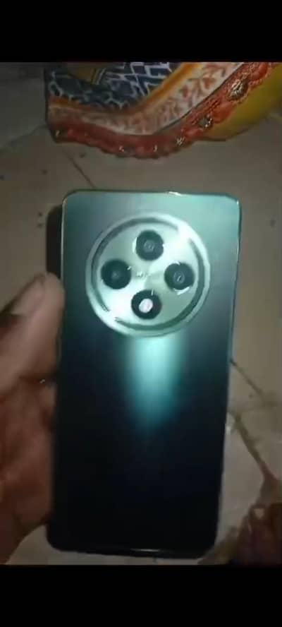 OPPO Reno 12 F. 12/256