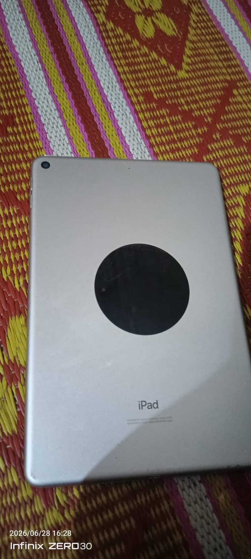 ipad mini 5 with box 1