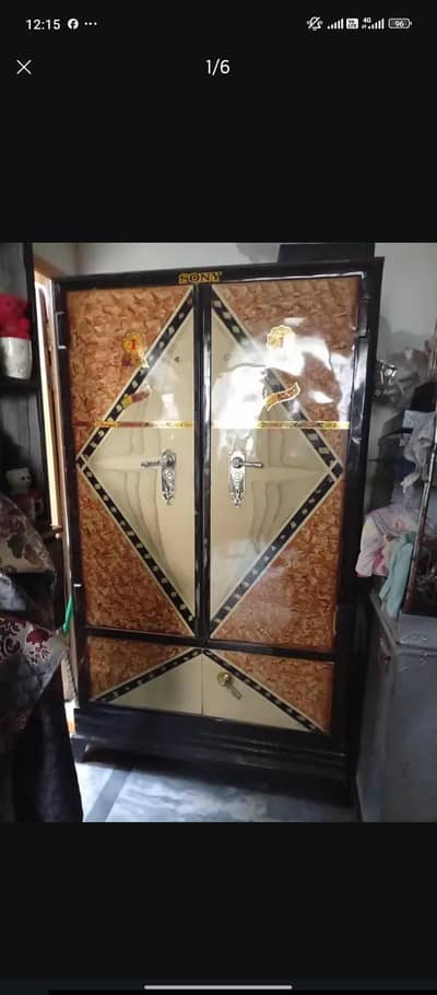 safe almari still with keys  urgent sale