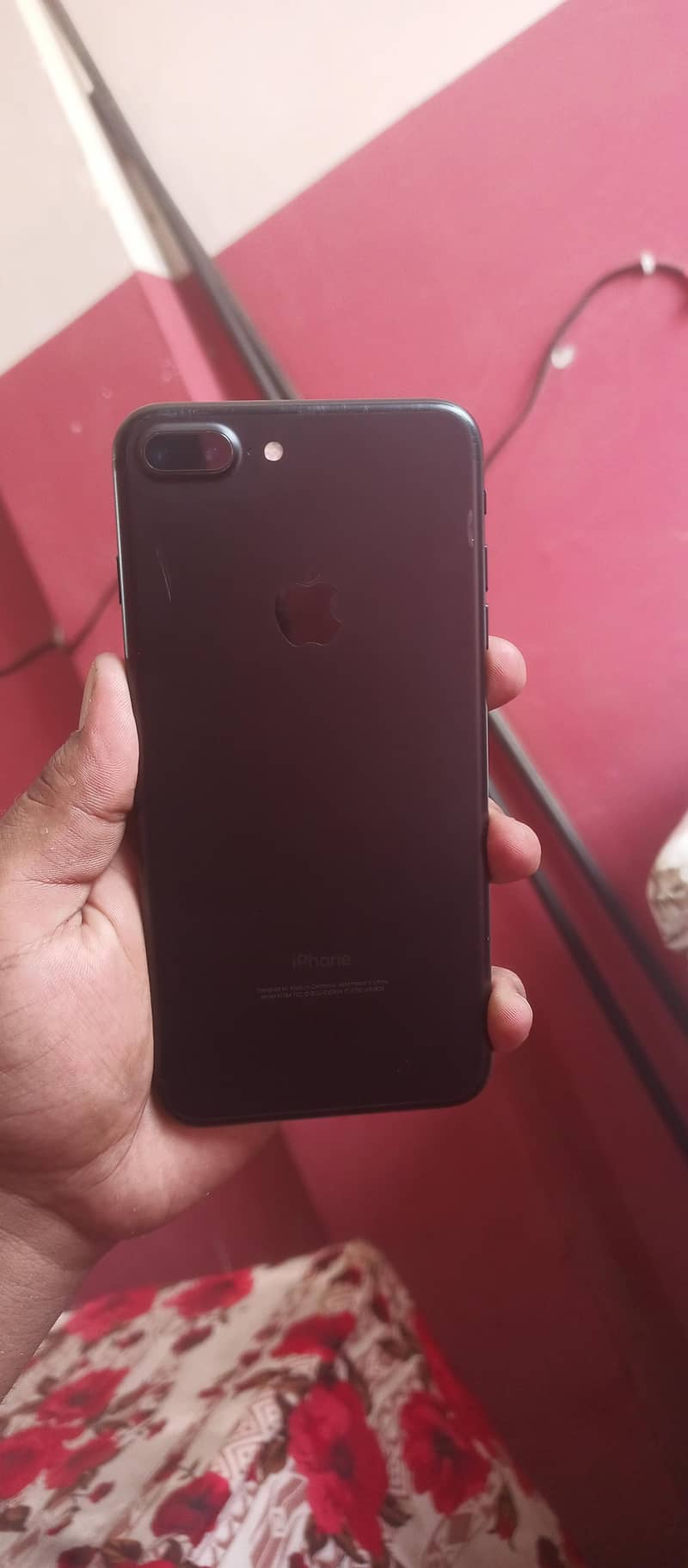 Apple iPhone 7 Plus 0