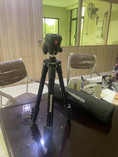 Manfrotto MKCOMPANTANC-BK Compact Tripod with Ball Head