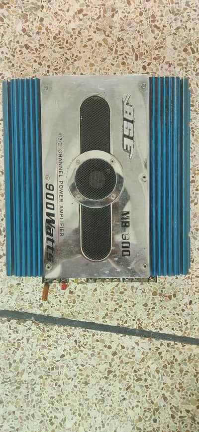 900 Watts Amplifier 2/4 Channel