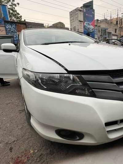Honda City IVTEC 2011 Automatic Bumper to Bumper geniune
