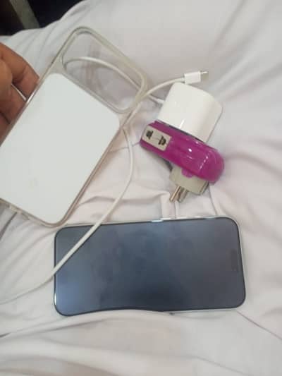 Apple iPhone 17 Pro Max Silver 256GB - 15 Days Used + Box + Charger
