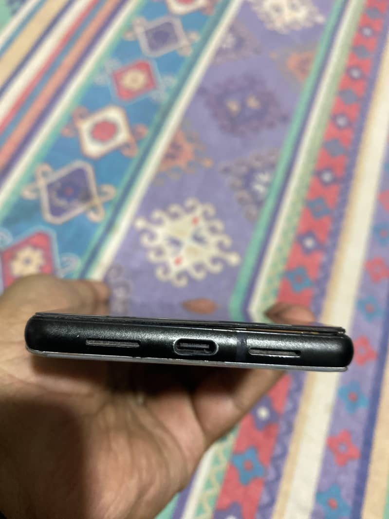 Google Pixel 6 3