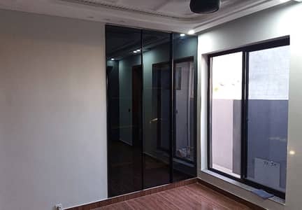 5 MARLA LOWER PORTION AVAILABLE FOR RENT IN CENTRAL PARK HOUSING SCHEME LAHORE