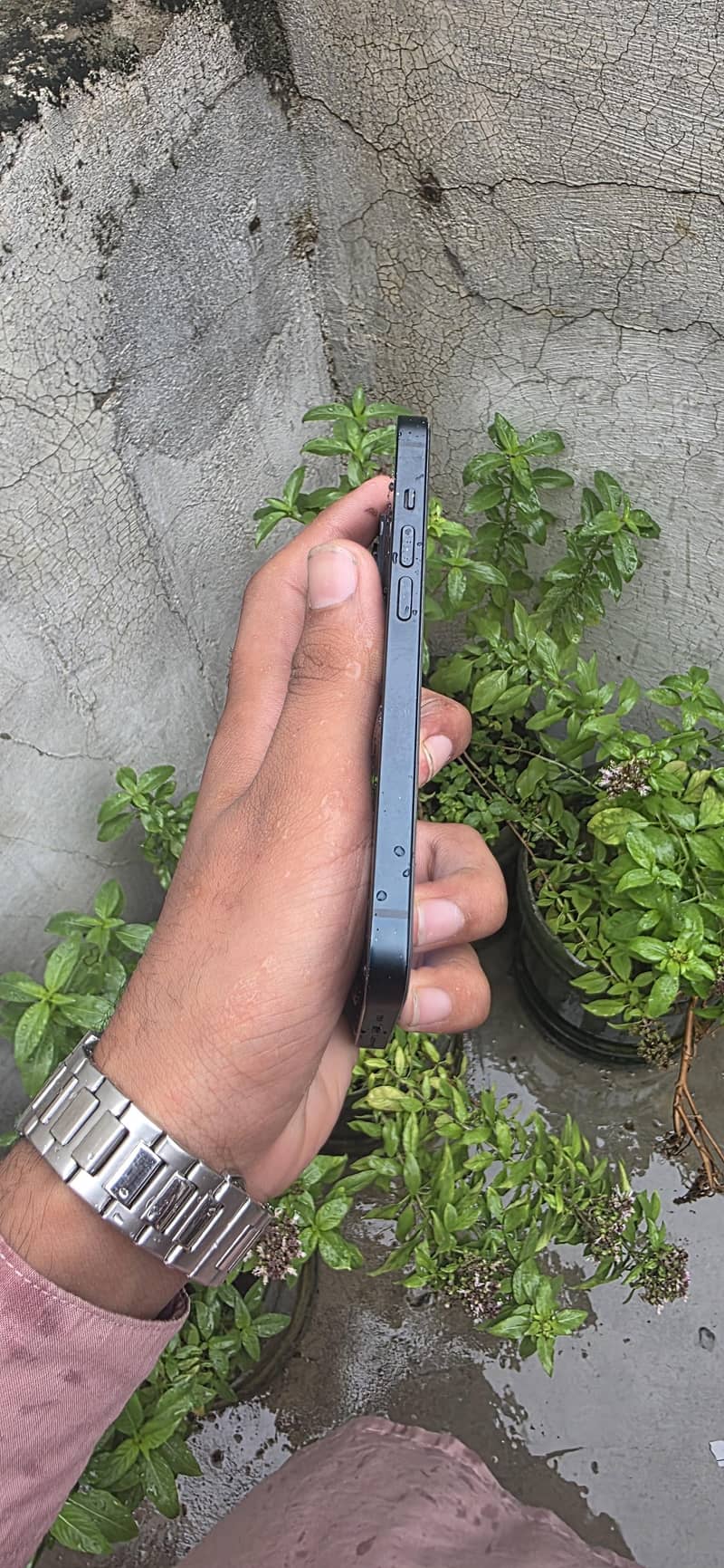Apple iPhone 14 4