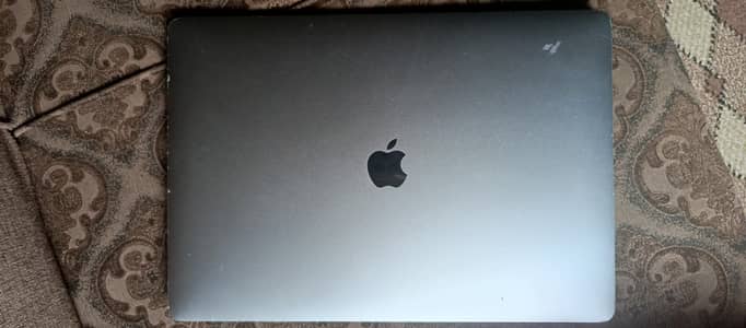 MacBook 19 pro