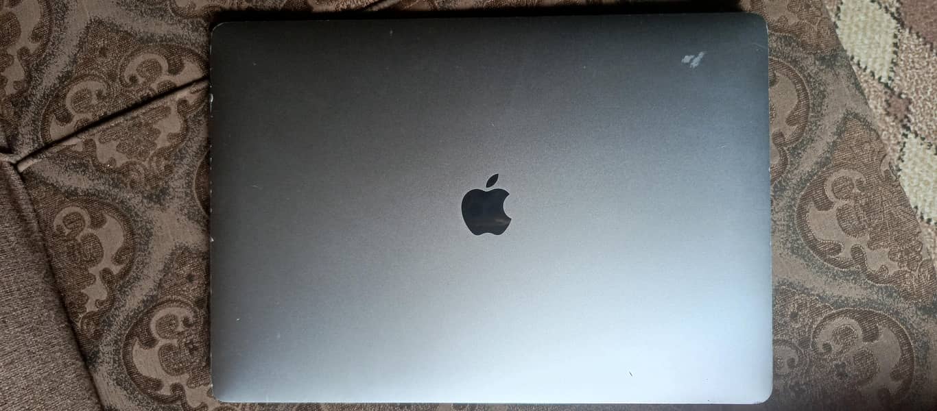 MacBook 19 pro 0