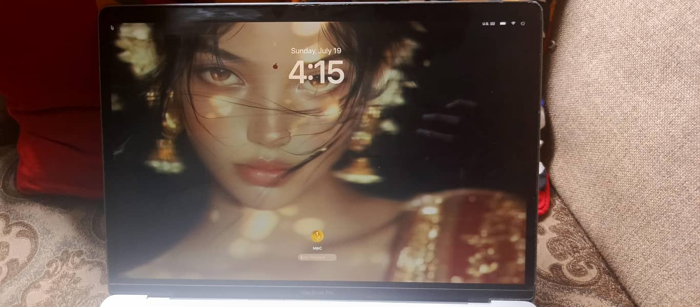 MacBook 19 pro 1