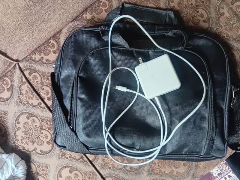 MacBook 19 pro 6