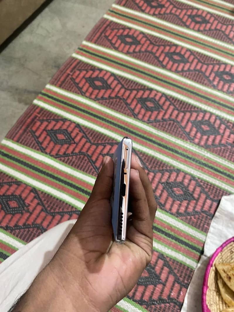 Techno Camon 40 pro 2