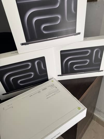 Macbook pro M5 14" Boxpack