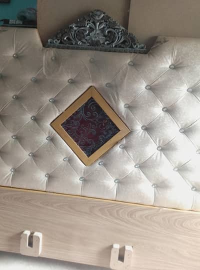 bedroom set only bed and side table