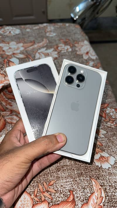 iPhone 16 Pro Jv