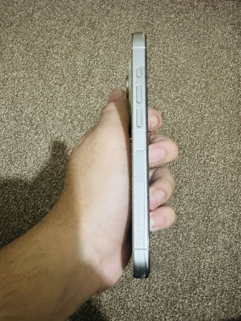 Iphone 15 pro 1