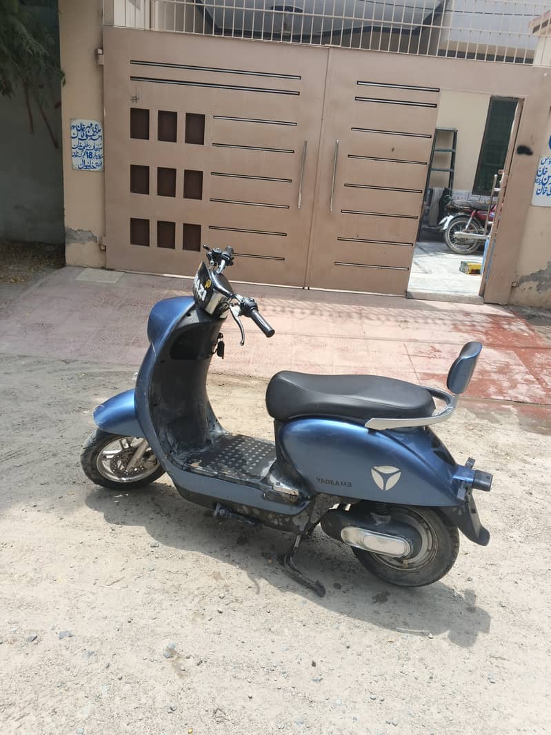 Yadea M3 5