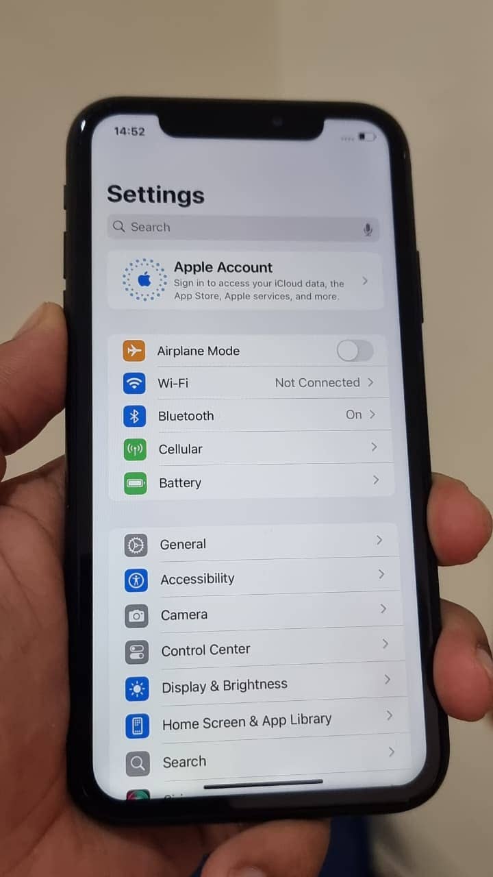 Apple iPhone XR 1