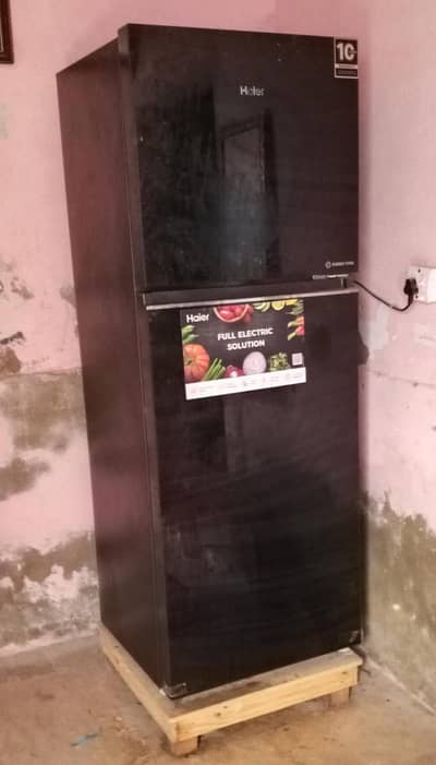 Fridge Heier new no warnty card excellent running