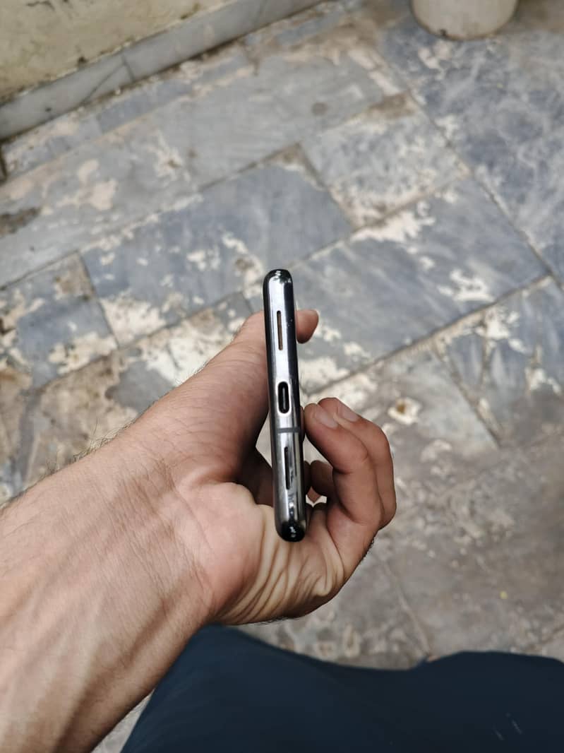 Google Pixel 7 Pro 4