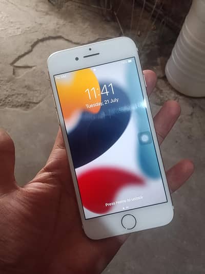 Apple iPhone 7