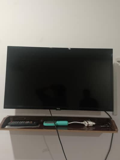 lCD TV 32inch