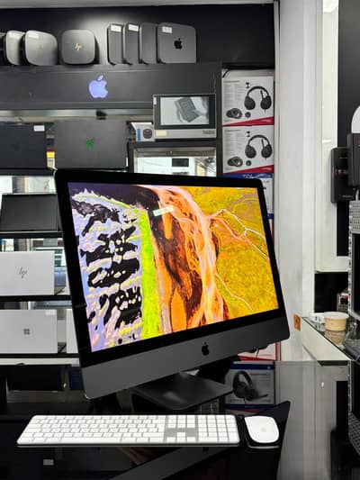 Apple iMac Pro 2017 27" Xeon-W 64GB RAM | 1TB SSD | 16GB Graphics