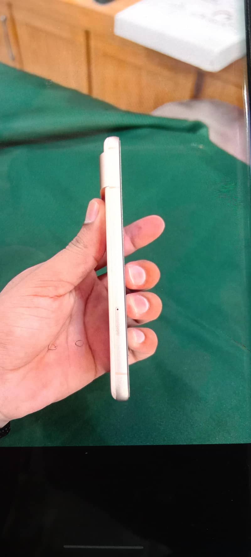 Google Pixel 8 1