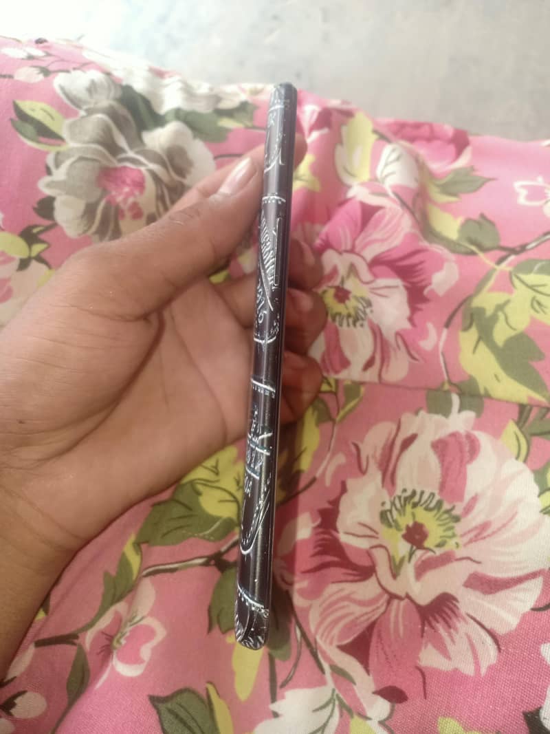 One Plus 6T 4