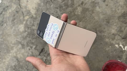 Samsung Mobile Z Flip 4
