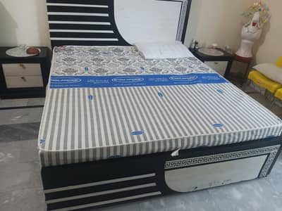 Double bed with mattress