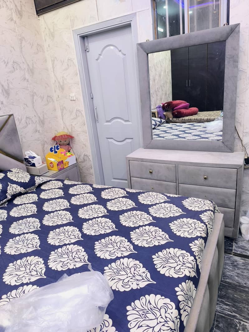King Size Double Bed complete set with Original Molty Foam Mattress 4