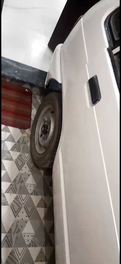 Suzuki Mehran VXR 2013