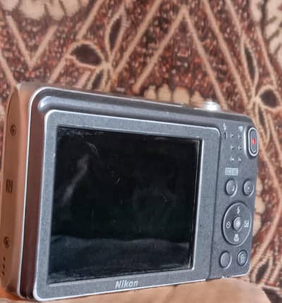 Nikon Video+photoshot camera