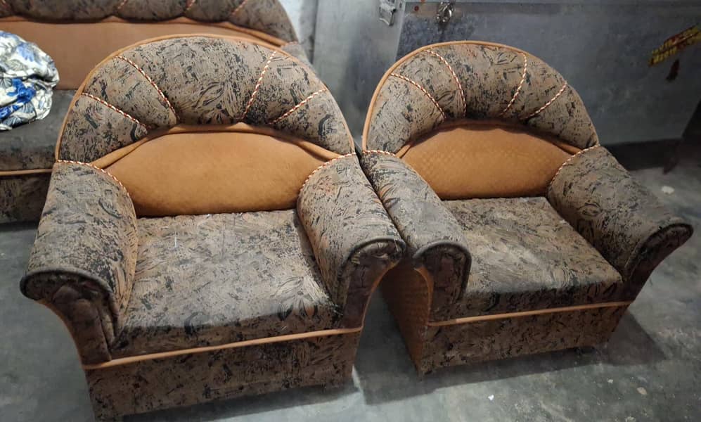 sofa set good condition 0