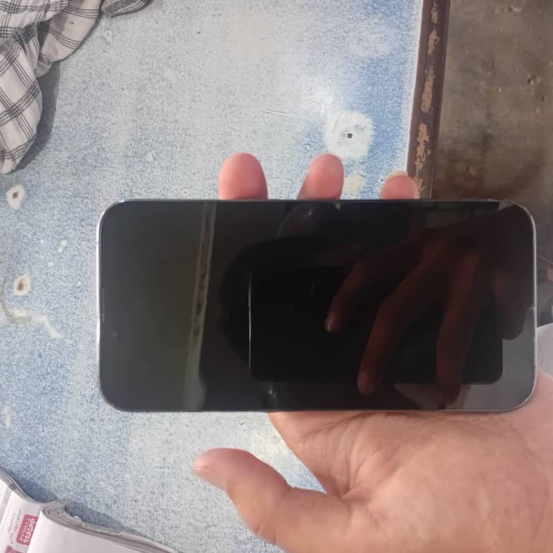 IPhone 13 pro 3