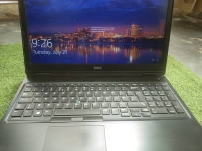 Dell latitude 5580 model core i5 7th generation