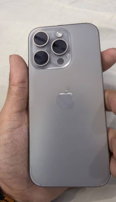 Apple iPhone 15 Pro
