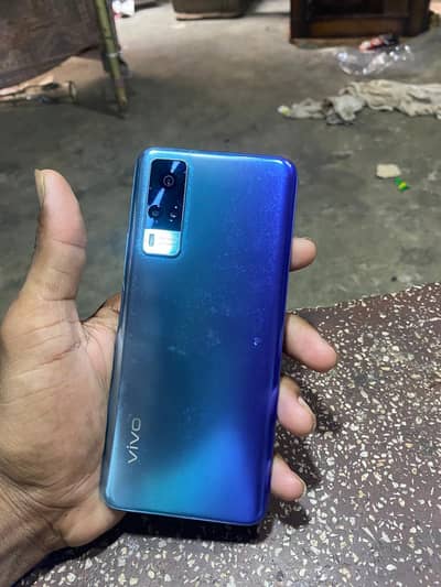 vivo y31 4.128 frunt glass break ha kalle nishan ha baki all ok