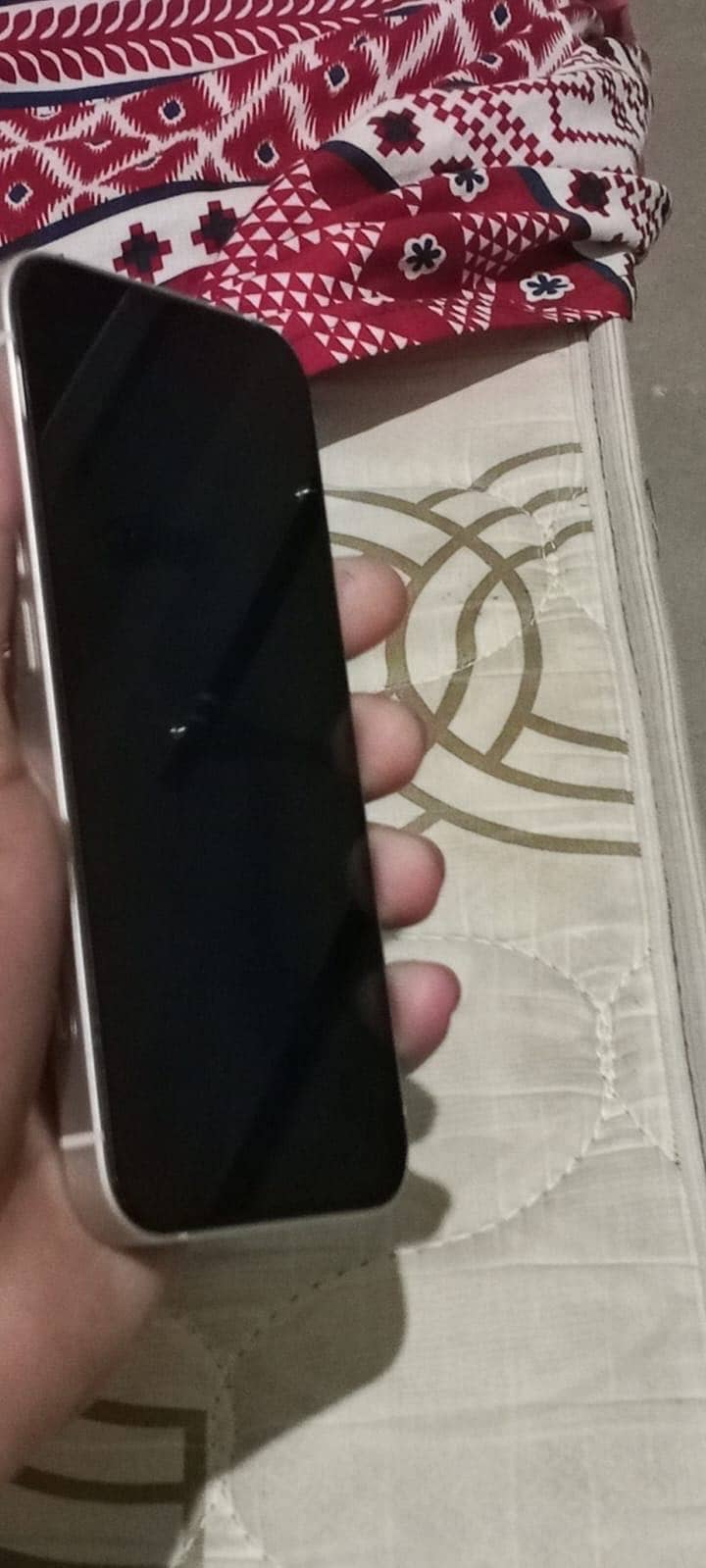 Apple iPhone 13 1