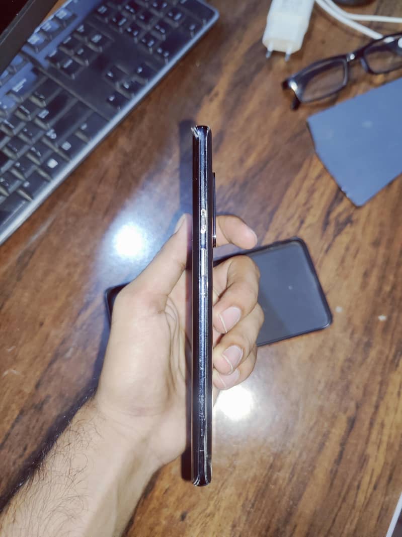 One Plus 8 Pro 4