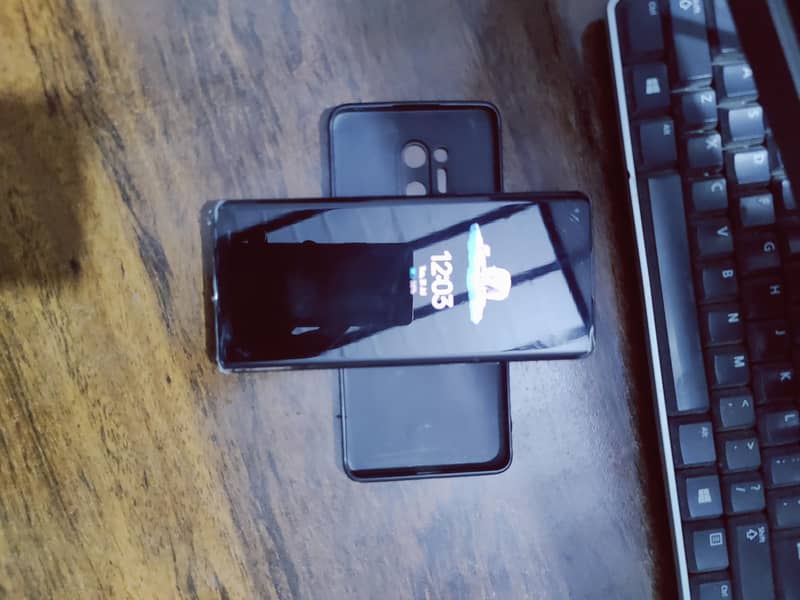 One Plus 8 Pro 5