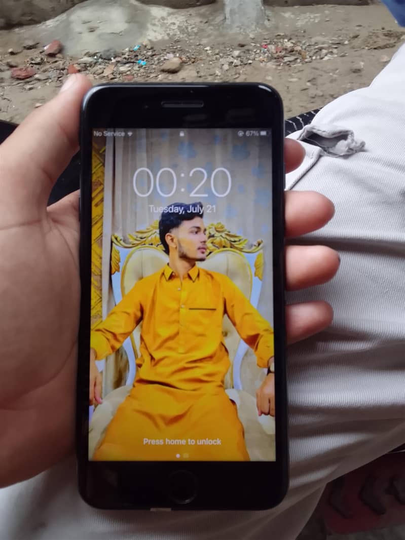 Apple iPhone 7 Plus 3