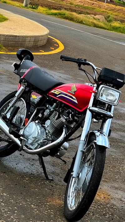 HONDA 125 self start chrome edition