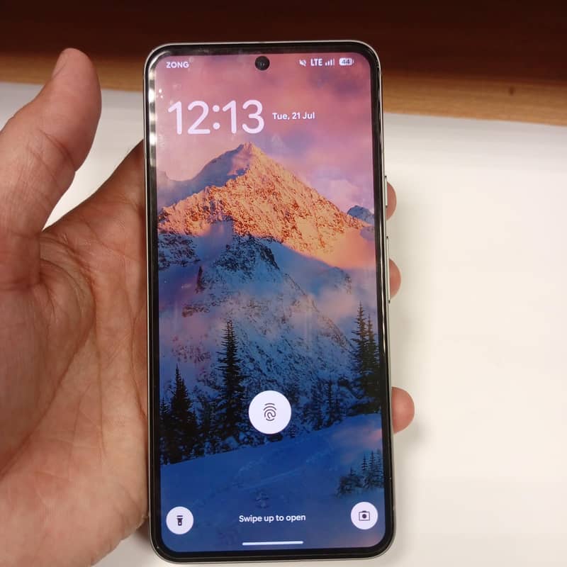 Google Pixel 8 1