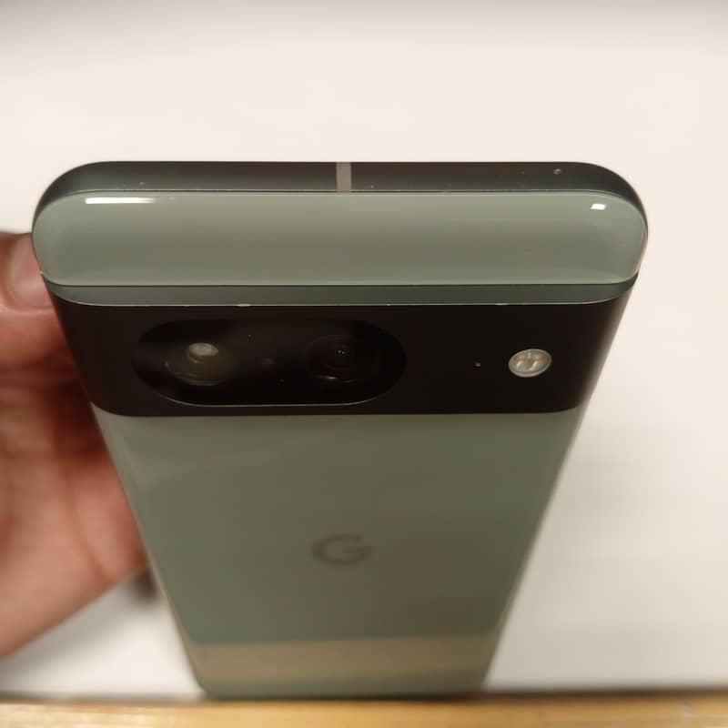 Google Pixel 8 2