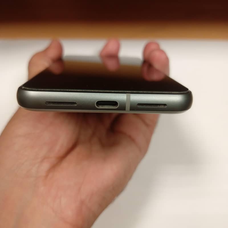 Google Pixel 8 3